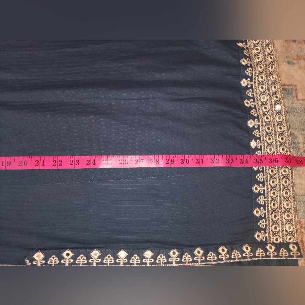 Chic Long Sleeve Navy Dress with White Embroidery - Picture 5 of 11